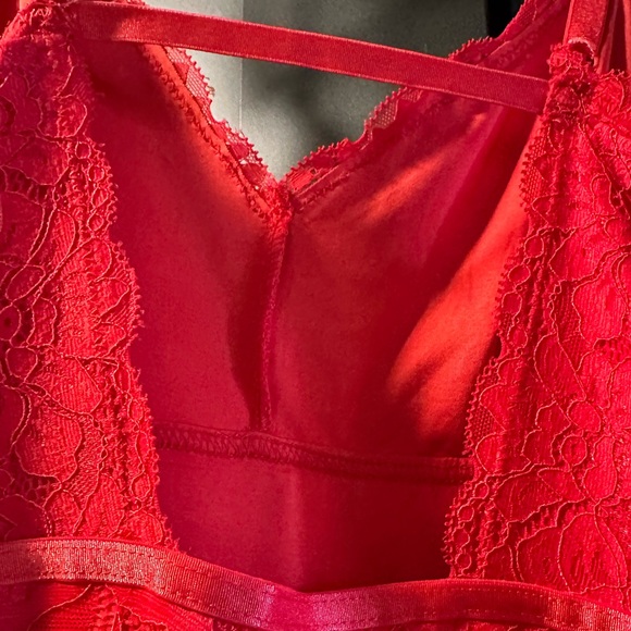 Guess Size Small Red Lace Party Dress (Like New!) - Picture 9 of 14